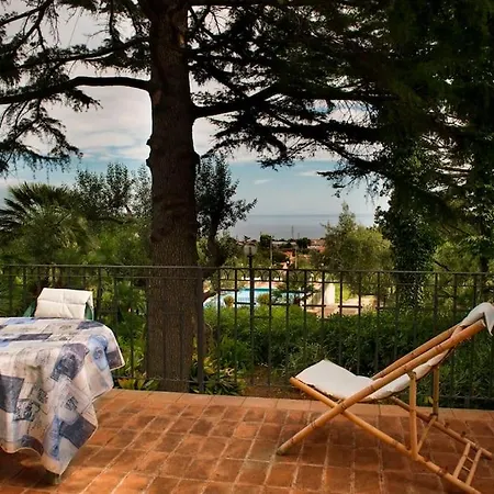 فندق Haute 4*